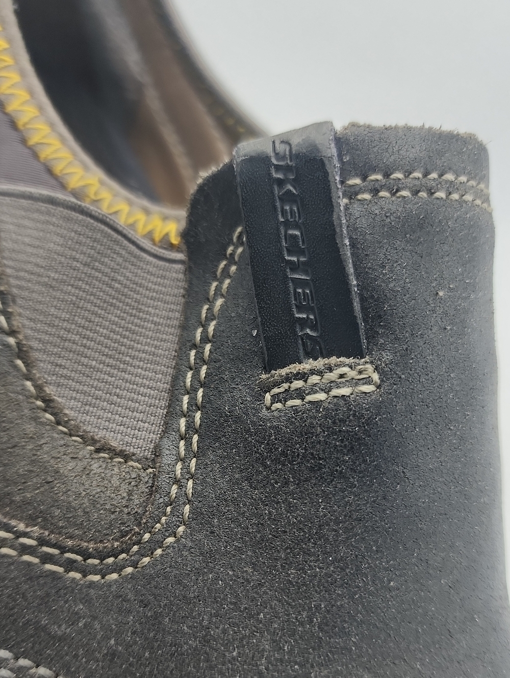 Skechers Talon Charcoal Men's Slip on Distressed Leather Loafers Shoes Size 9 - Picture 8 of 14
